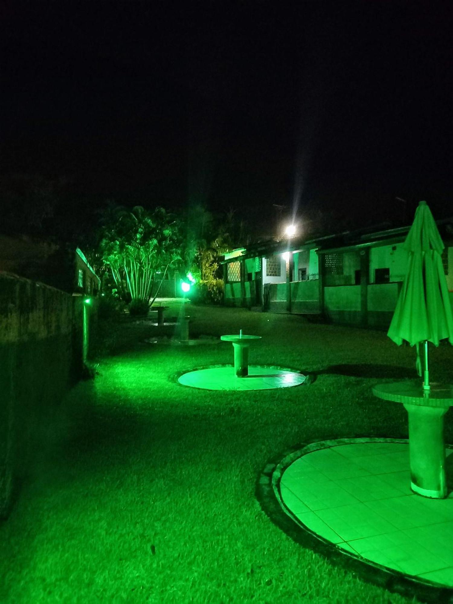 Chales Luz Da Lua Caraguatatuba Luaran gambar